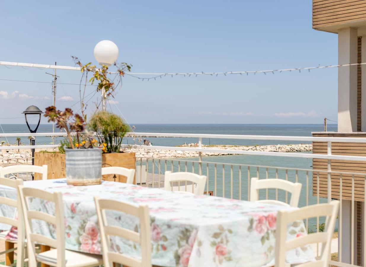רימיני Hotel Villa Maris מראה חיצוני תמונה